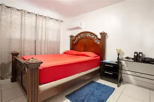 855 W 70 Pl, Hialeah, FL 33014 - Photo 32