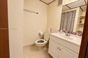 3719 Riverside Dr, Coral Springs, FL 33065 - Photo 18