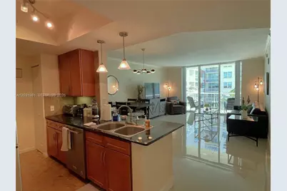 2000 N Bayshore Dr #525, Miami, FL 33137 - Photo 6
