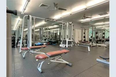 2000 N Bayshore Dr #525, Miami, FL 33137 - Photo 28