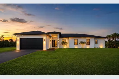 2622 22 Avenue SE, Naples, FL 34117 - Photo 1