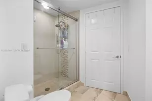 3370 Hidden Bay Dr, Aventura, FL 33180 - Photo 16