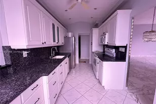 18051 Biscayne Blvd, Aventura, FL 33160 - Photo 20