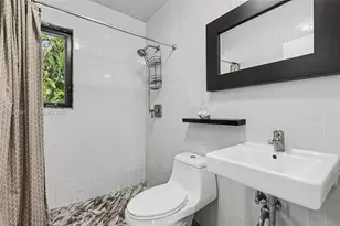 10550 NE 3rd Ct, Miami Shores, FL 33138 - Photo 24