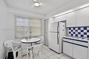1200 SW 125th Ave, Pembroke Pines, FL 33027 - Photo 10