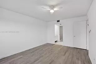 1200 SW 125th Ave, Pembroke Pines, FL 33027 - Photo 20