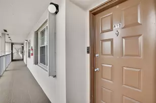 1200 SW 125th Ave, Pembroke Pines, FL 33027 - Photo 6