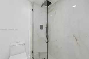 445 SW 11th St, Miami, FL 33130 - Photo 18