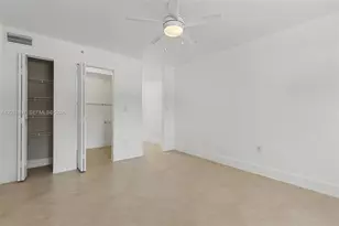 445 SW 11th St, Miami, FL 33130 - Photo 16