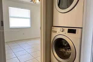 851 NE 207th Terrace, Miami, FL 33179 - Photo 16