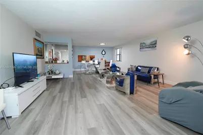 16051 Blatt Blvd #401, Weston, FL 33326 - Photo 4