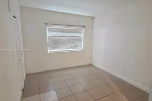 7989 NW 8th St, Miami, FL 33126 - Photo 10