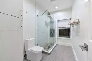 2235 SW 105th Terrace, Davie, FL 33324 - Photo 34