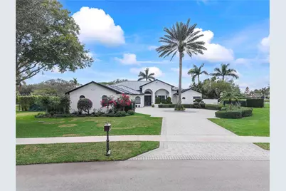 2235 SW 105th Ter, Davie, FL 33324 - Photo 4