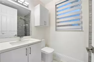 2235 SW 105th Terrace, Davie, FL 33324 - Photo 42