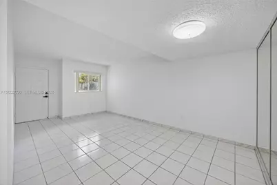 800 SW 104th Ct #A-103, Miami, FL 33174 - Photo 4