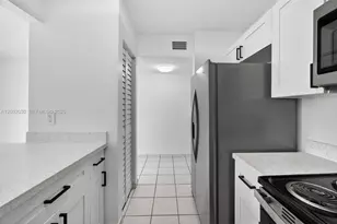 800 SW 104th Ct, Miami, FL 33174 - Photo 16