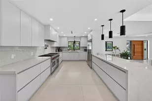 1234 NE 101st St, Miami Shores, FL 33138 - Photo 12
