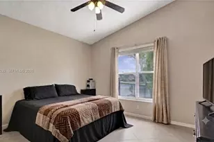 5272 NW 117th Ave, Coral Springs, FL 33076 - Photo 12