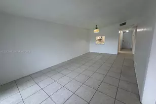 8000 S Colony Cir S, Tamarac, FL 33321 - Photo 6