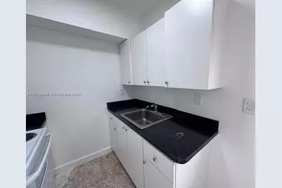 900 SW 5th Ave #3, Miami, FL 33130 - Photo 16