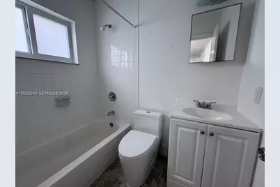 900 SW 5th Ave #3, Miami, FL 33130 - Photo 20