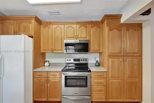 7421 NW 8th Ct, Plantation, FL 33317 - Photo 24