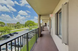 1200 SW 137th Ave, Pembroke Pines, FL 33027 - Photo 20