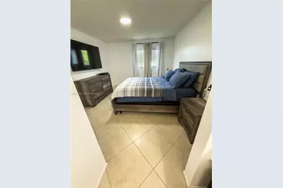 1200 SW 137th Ave #305E, Pembroke Pines, FL 33027 - Photo 8