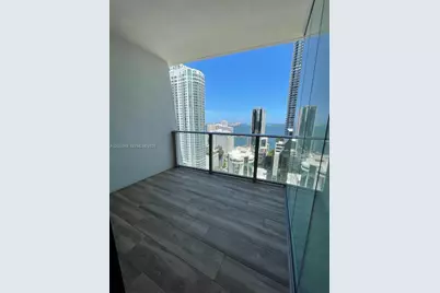 1010 Brickell Ave #2704, Miami, FL 33131 - Photo 8