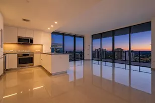 88 SW 7th St, Miami, FL 33130 - Photo 1