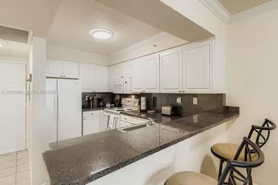 2501 S Ocean Dr #1032, Hollywood, FL 33019 - Photo 6