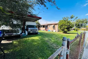 1100 NW 57th St, Miami, FL 33127 - Photo 12