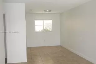 5461 W 24th Ave, Hialeah, FL 33016 - Photo 10