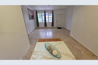 313 SW 2nd Ter #0, Hallandale Beach, FL 33009 - Photo 12