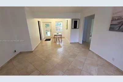 313 SW 2nd Ter #0, Hallandale Beach, FL 33009 - Photo 8