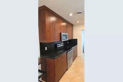 313 SW 2nd Ter #0, Hallandale Beach, FL 33009 - Photo 20