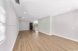 7705 SW 66th St, Miami, FL 33143 - Photo 18