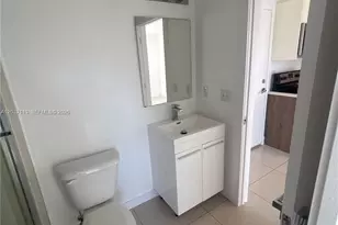 829 SW 18th Ave, Miami, FL 33135 - Photo 6