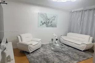 900 Euclid Ave, Miami Beach, FL 33139 - Photo 2