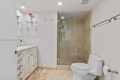 520 Brickell Key Dr #A307, Miami, FL 33131 - Photo 22