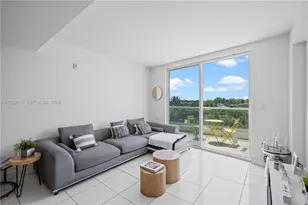 6362 Collins Ave, Miami Beach, FL 33141 - Photo 2