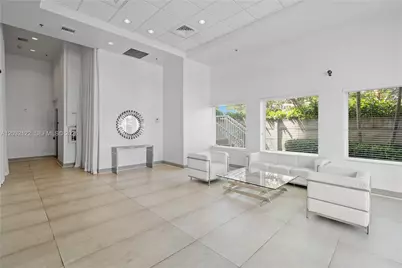 6362 Collins Ave #317, Miami Beach, FL 33141 - Photo 8