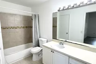1701 NW 96th Terrace, Pembroke Pines, FL 33024 - Photo 10
