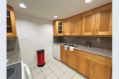 9780 SW 92nd Ter #0, Miami, FL 33176 - Photo 20