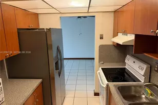 605 NW 72nd Ave, Miami, FL 33126 - Photo 14