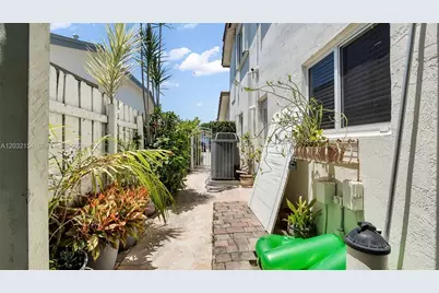 8532 SW 211th Ter, Cutler Bay, FL 33189 - Photo 42