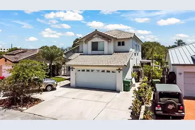8532 SW 211th Ter, Cutler Bay, FL 33189 - Photo 4