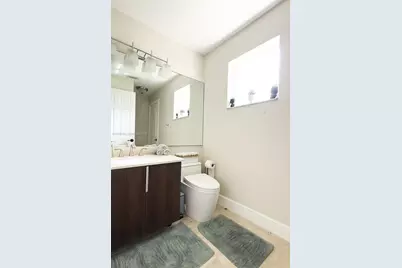 15106 NW 89th Ct, Miami Lakes, FL 33018 - Photo 38