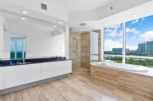 15901 Collins Ave, Sunny Isles Beach, FL 33160 - Photo 38